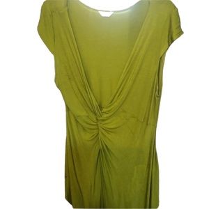 Matty M size Medium green Short sleeve hi-low  v-neck tee front can be tied